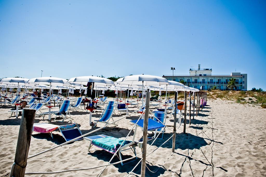 Ticho'S Greenblu Hotel Castellaneta Marina Exterior foto